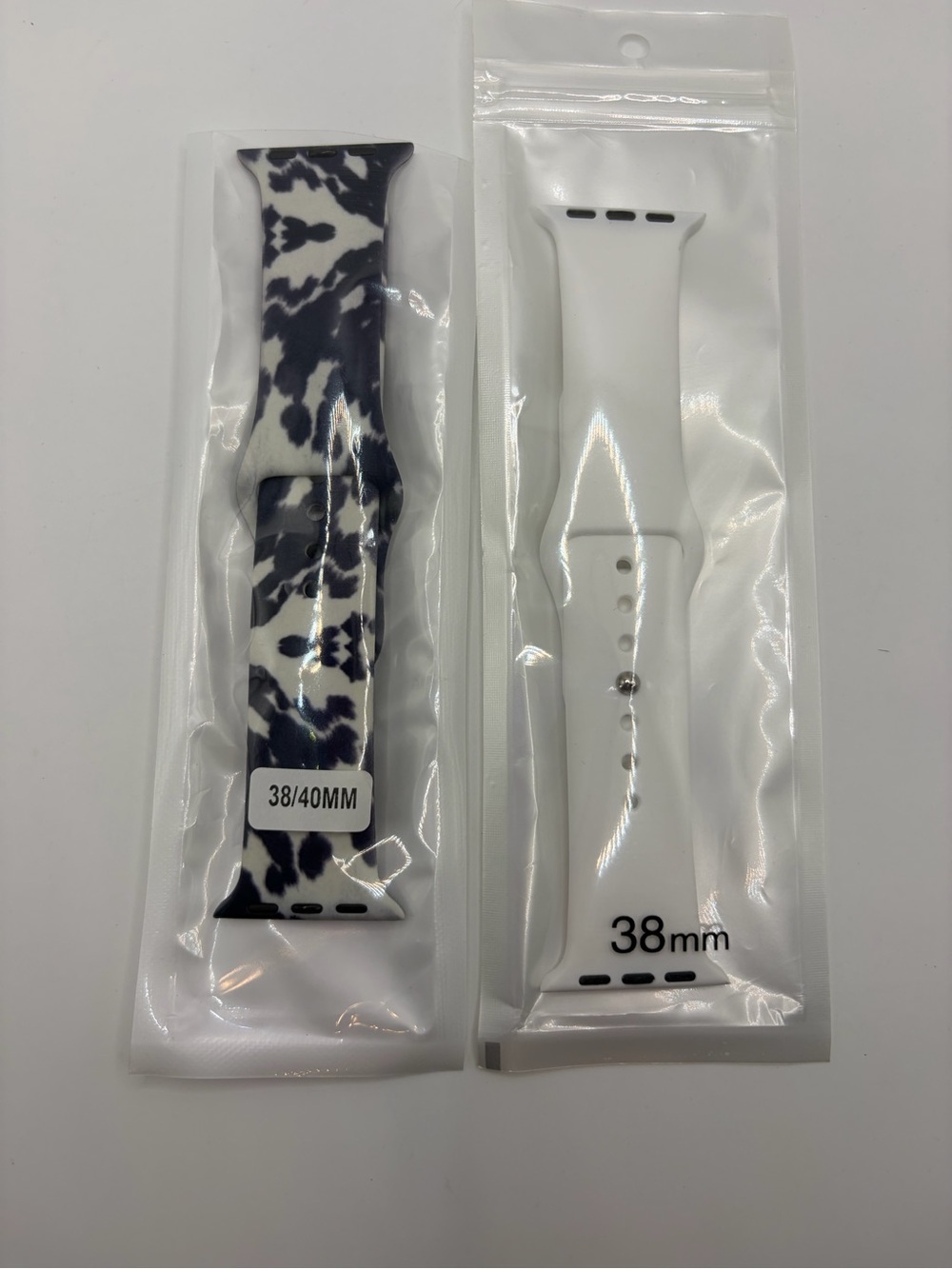 Silicone Watch Bands for 38/40mm Smartwatch - White & Black Marble